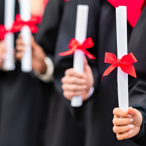 Graduates-slider-image2